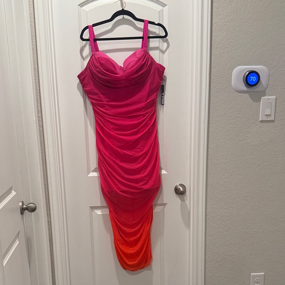 TA3 Sweetie Mesh Column Dress Sunset ombré